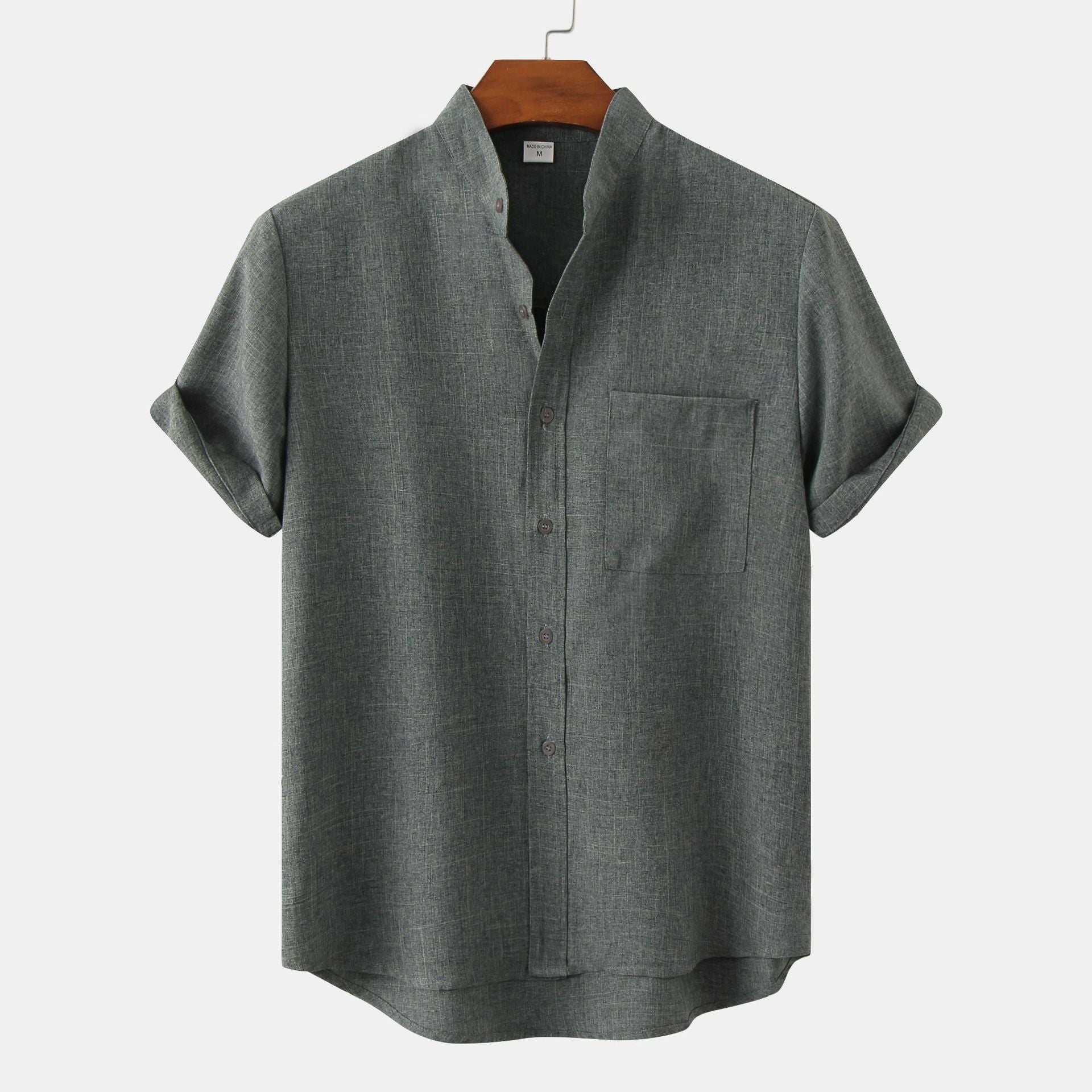 Smooth cotton shirt with buttons