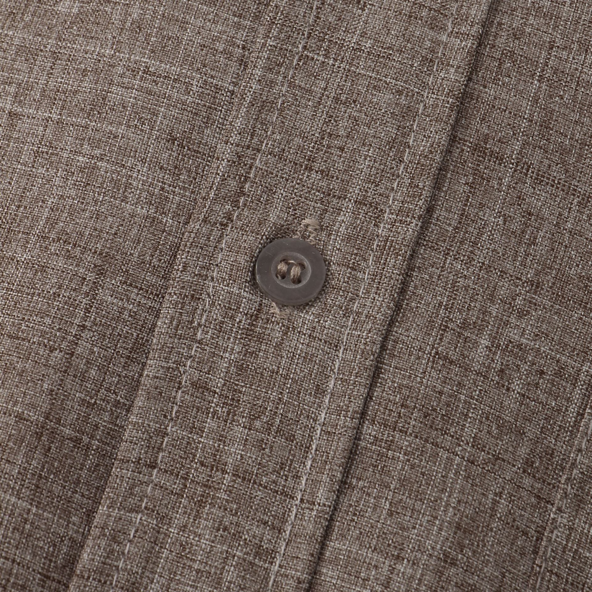 Smooth cotton shirt with buttons