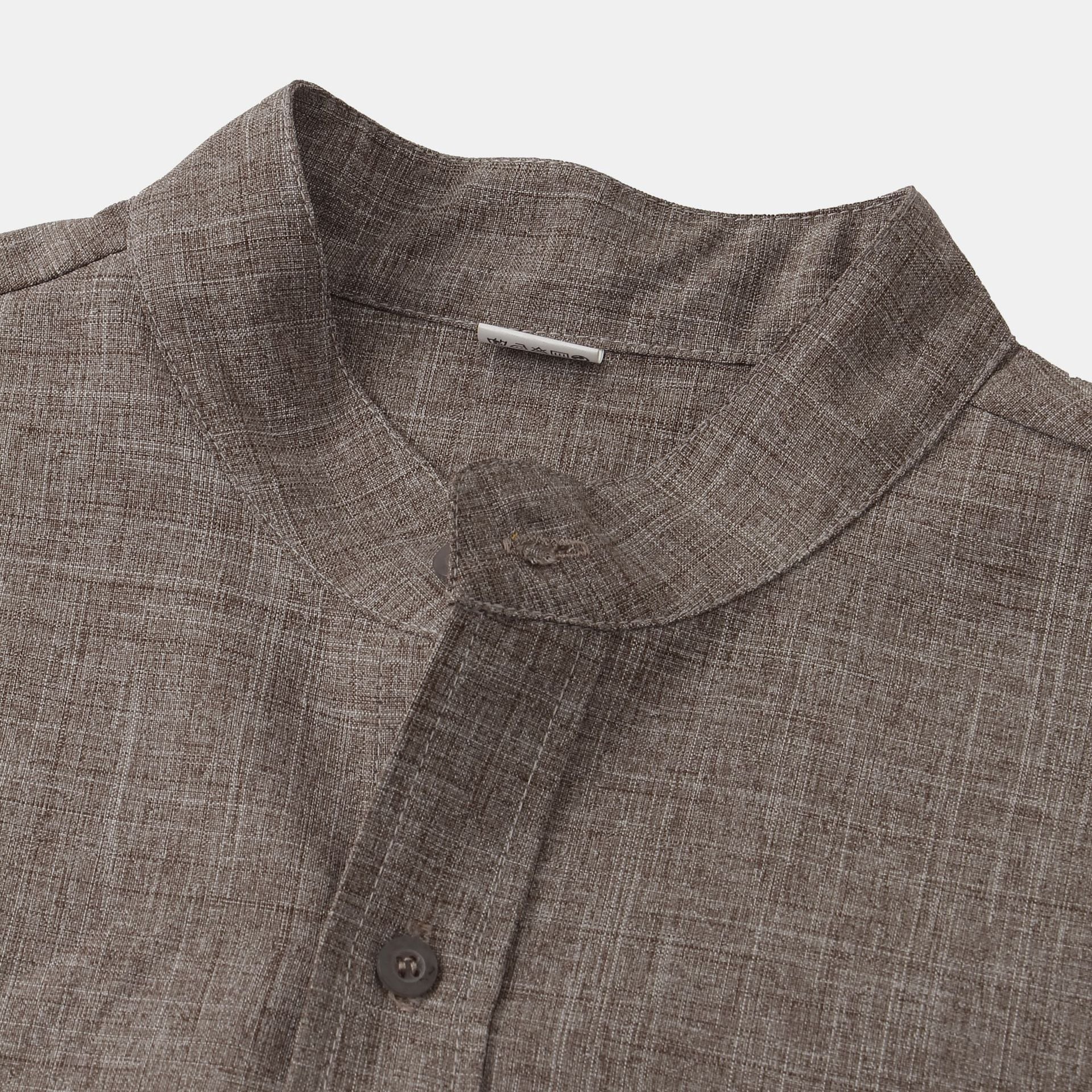 Smooth cotton shirt with buttons