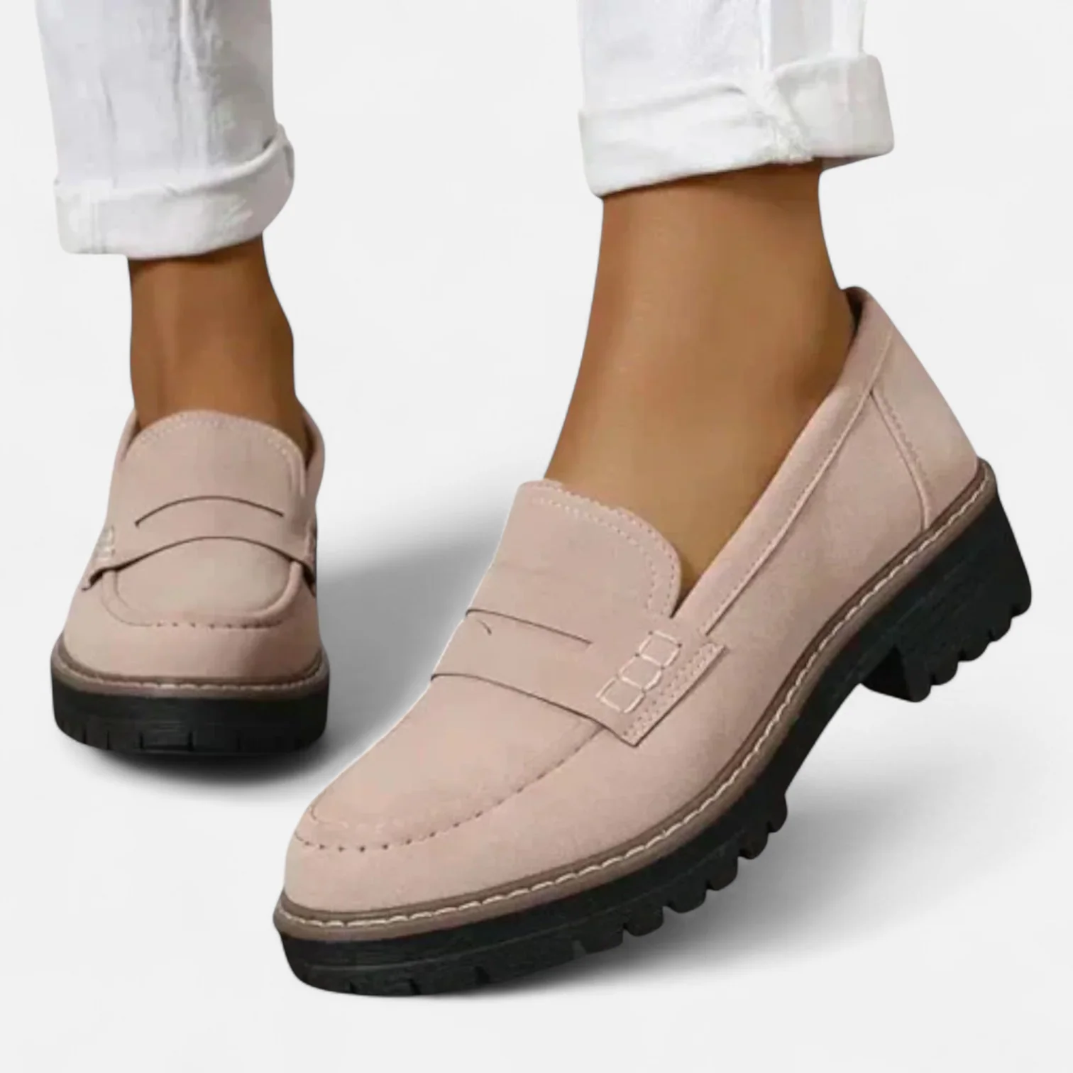 Chloé – Elegant Loafers